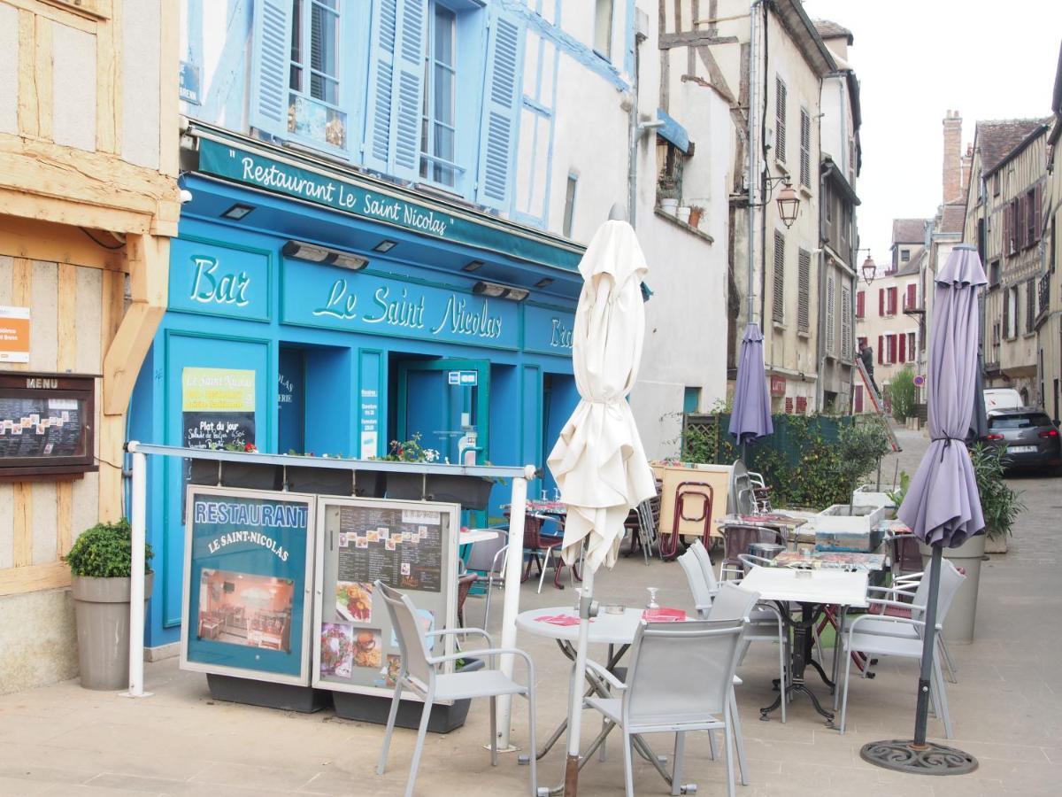 Le Mont Brenn Apartment Auxerre Exterior photo